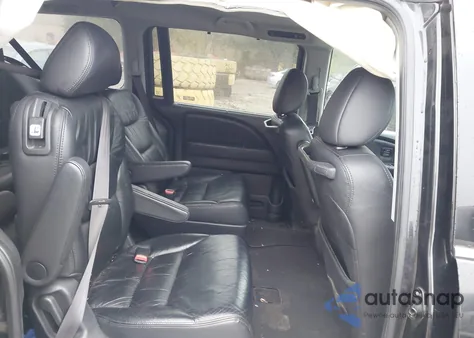 2008 Honda Odyssey Touring z USA, uszkodzony, nr VIN 5FNRL38948B093282